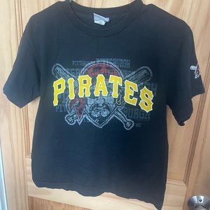 Like New, Men’s Size Large Pittsburgh Pirates T-Shirt